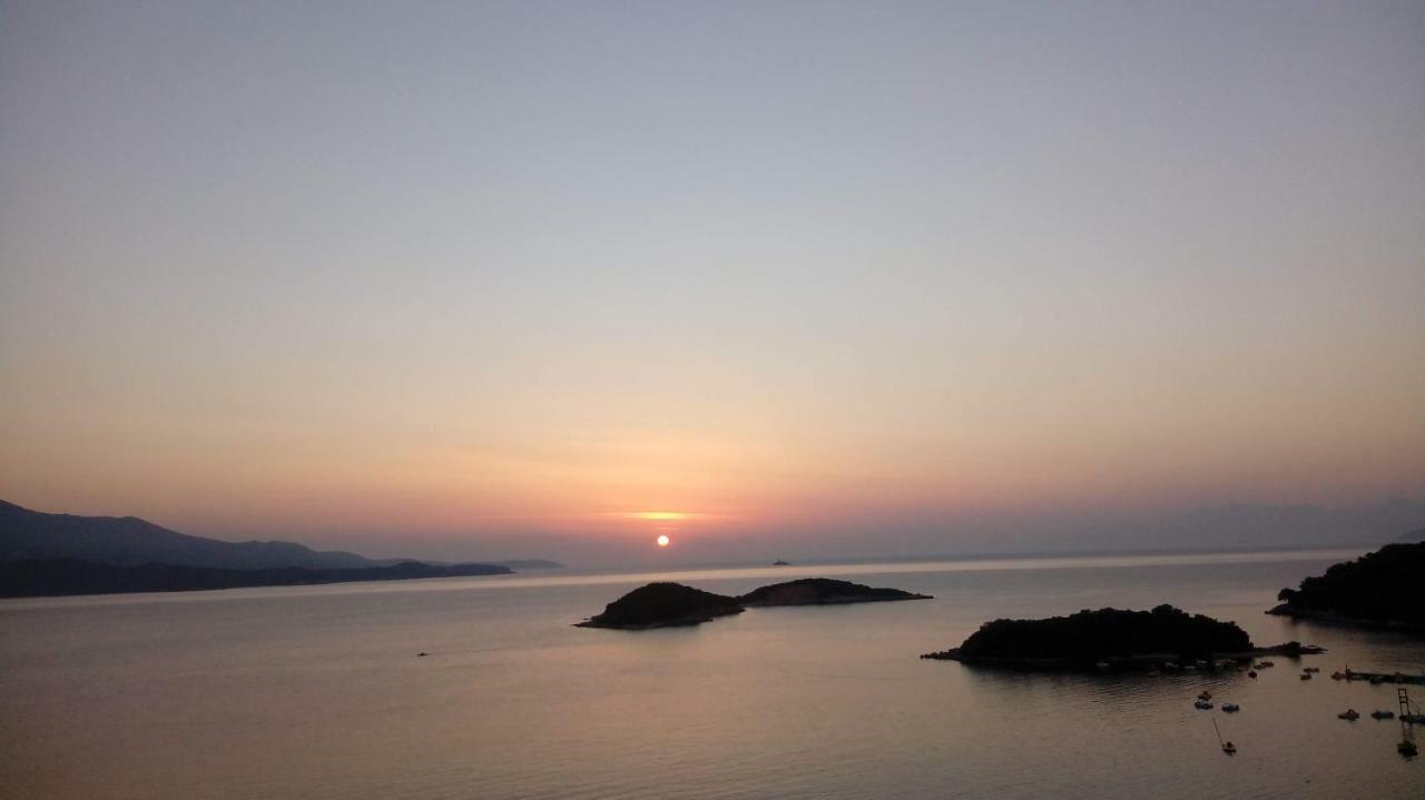 Hotel Majestic Ksamil Exterior foto
